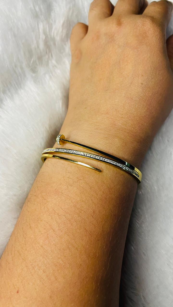 Nail Diamond Bracelet